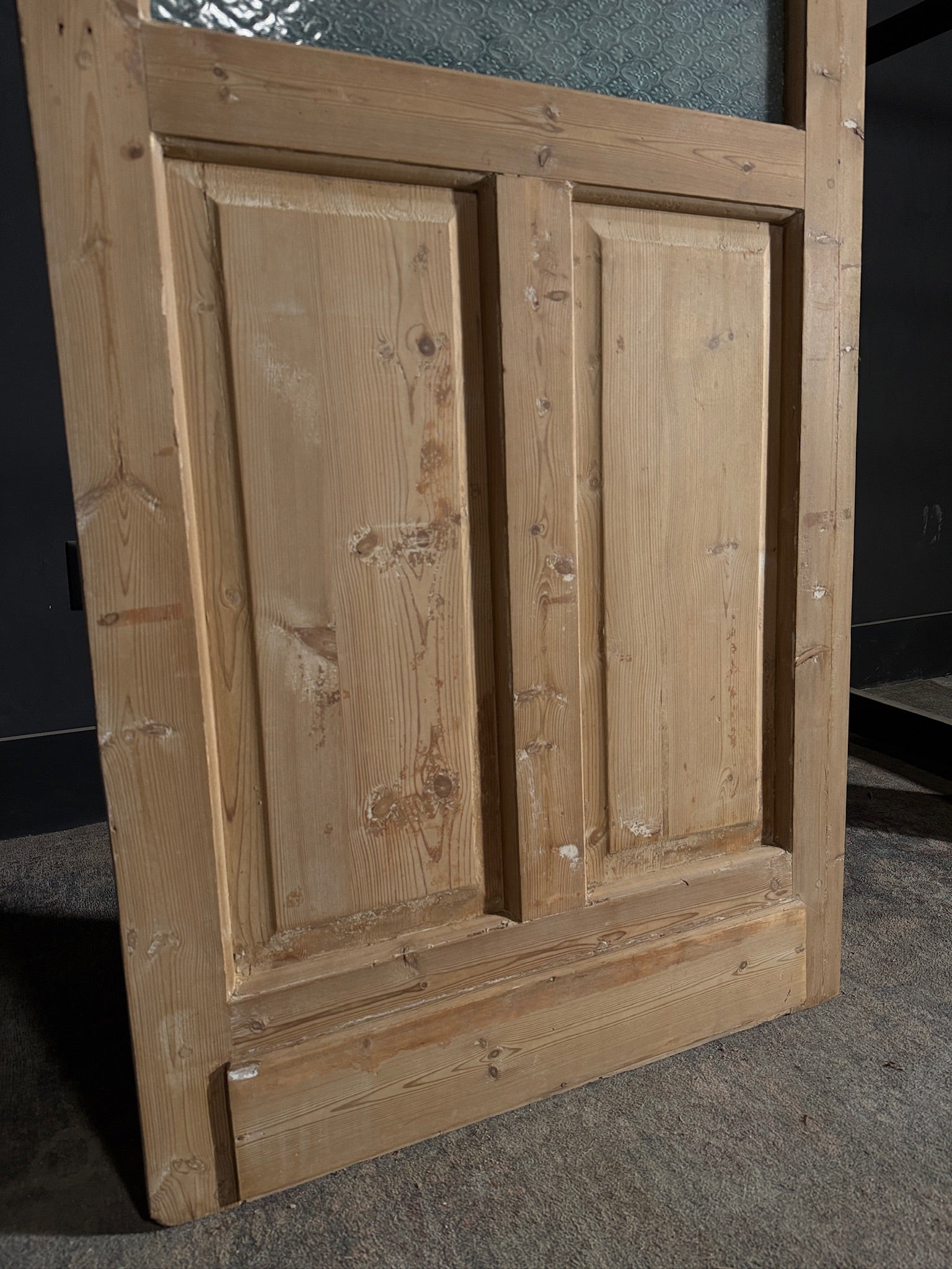 Antique Obscured Glass Single Door - 32.5x84.5 - N466