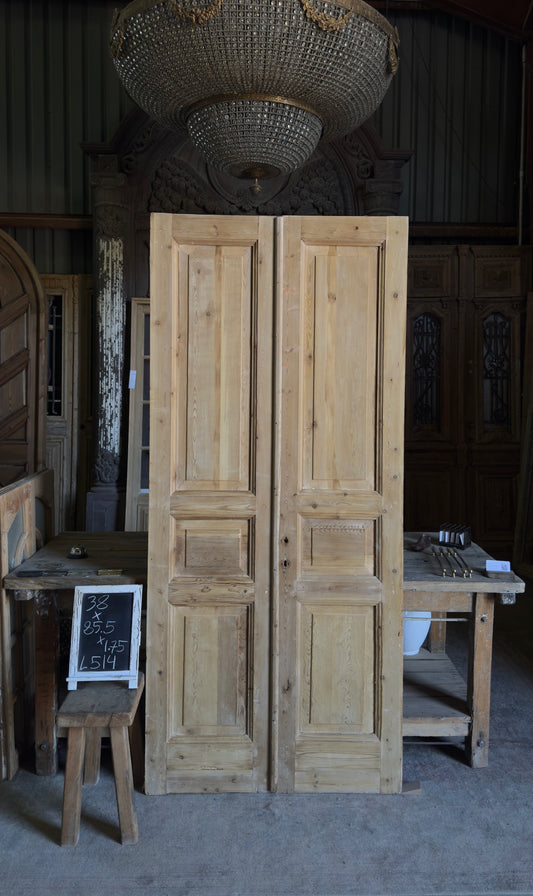 Antique 6 Panel Double Doors - 38x85.5 - L514