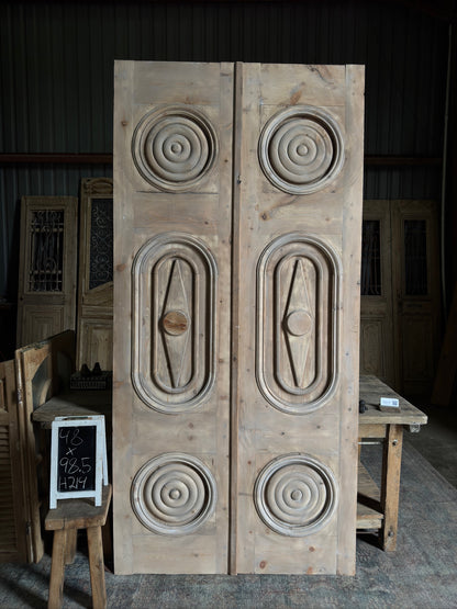(The Oakley) Handcrafted European Style Solid Doors - 48x98.5 H214