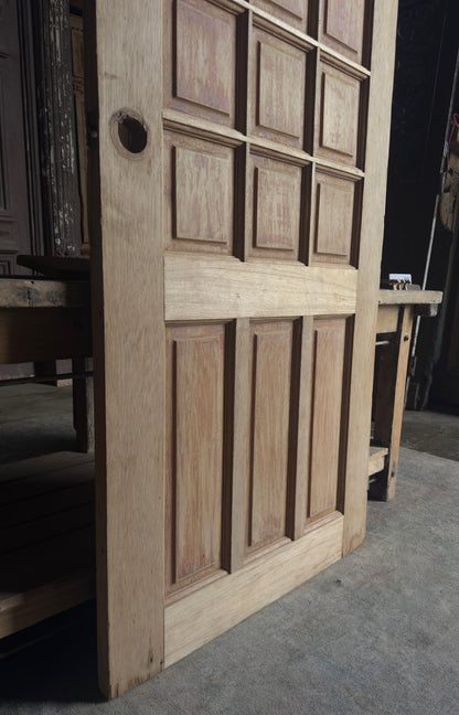 Antique Arched Panel Single Door - 34.5x84 - L417
