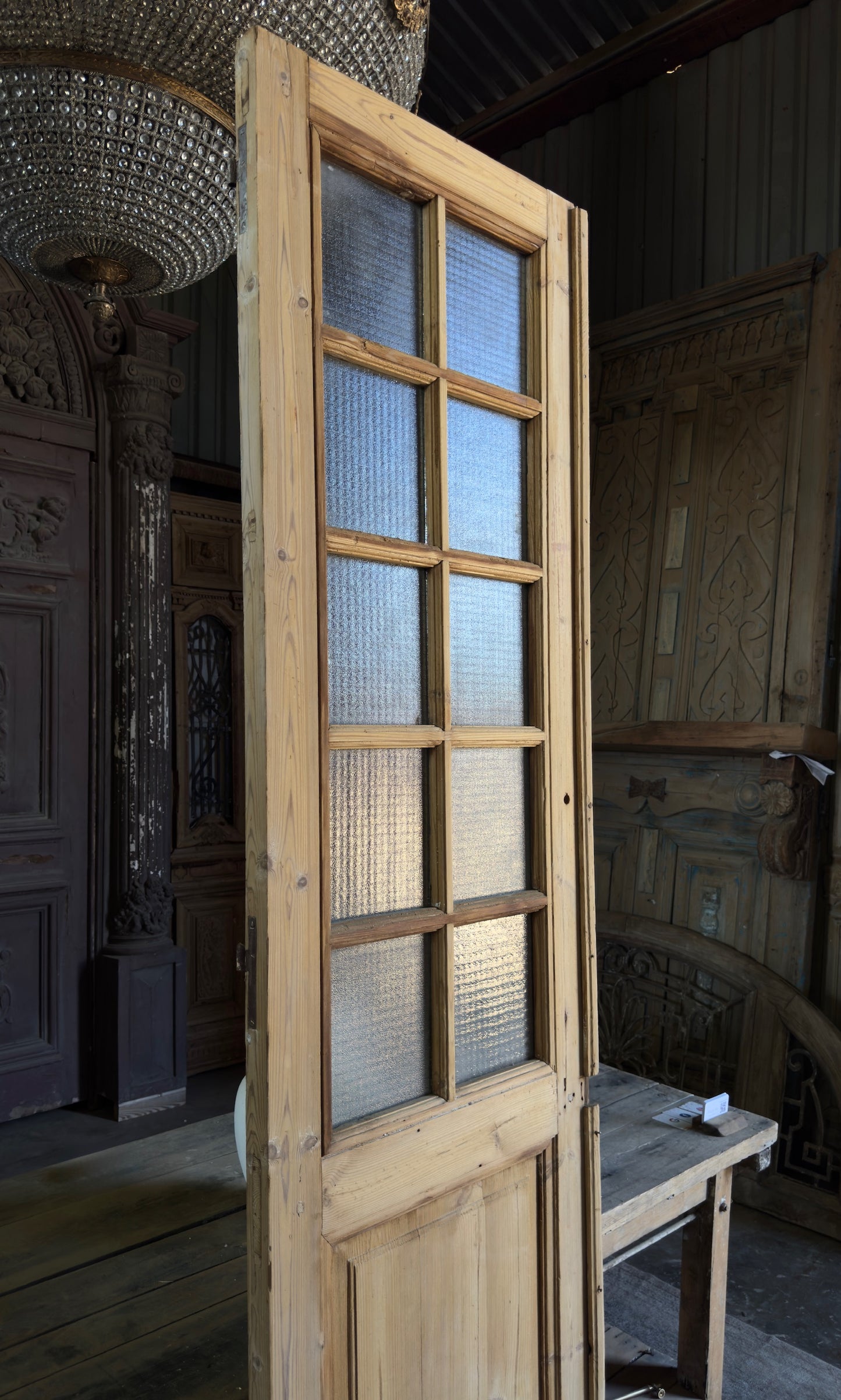 10 Lite Antique Mesh Glass Single Door - 25.25x98.5 K436