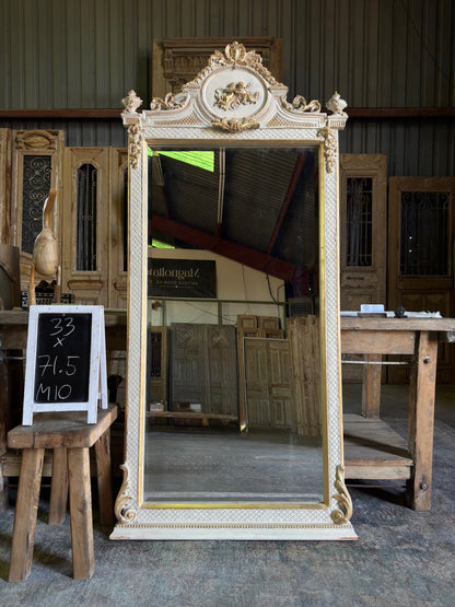 (The Angelique) Cherub Medallion Hand Crafted Giltwood Mirror - 33 x 71.5 M10