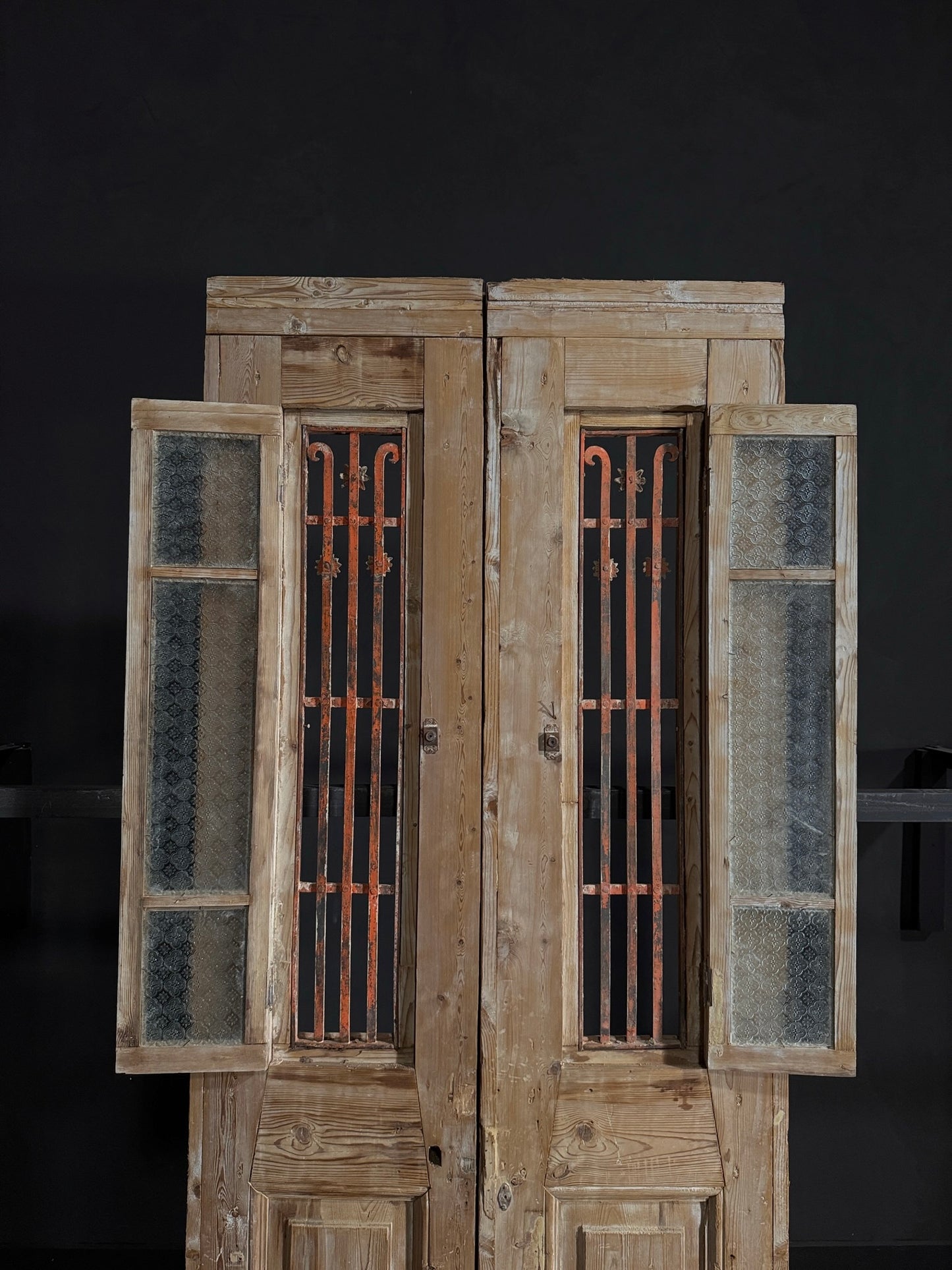 Antique Iron Single Door - 39.25x94.75 - N43