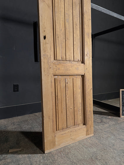 Antique Solid Single Door - 23.5x79.75 - N449