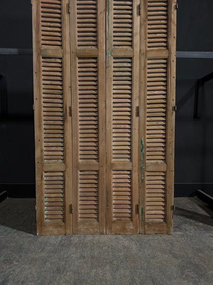 Antique Louvered Bi-Fold Doors - 44.75x80 - N299