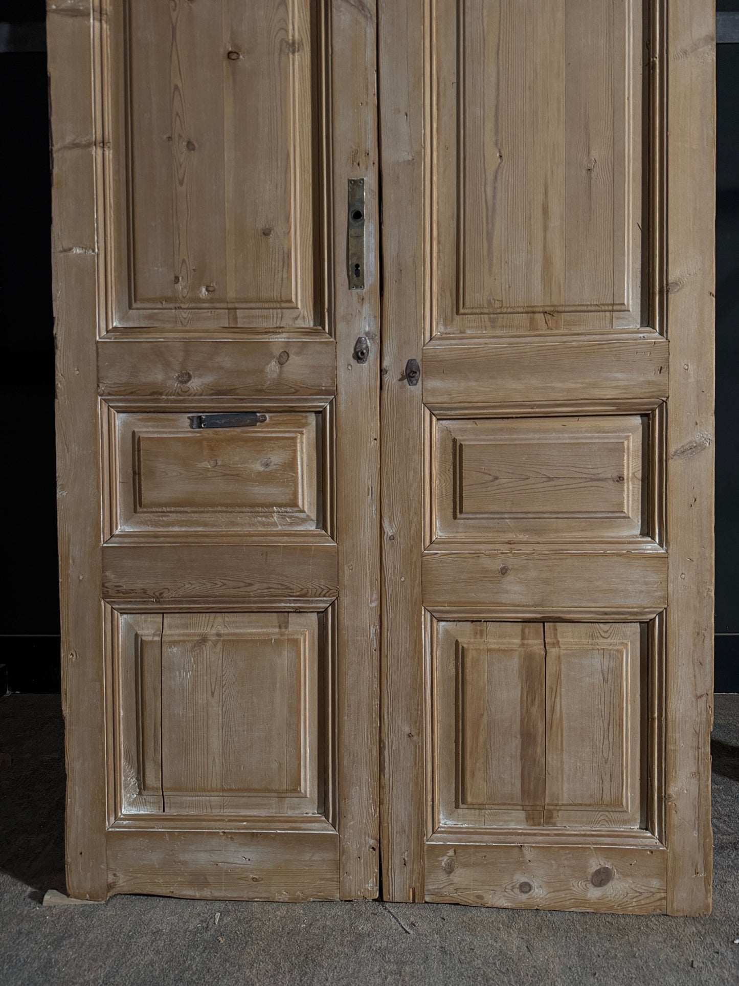 Antique 4 Panel Solid Double Doors - 43.5x102.5 - N530