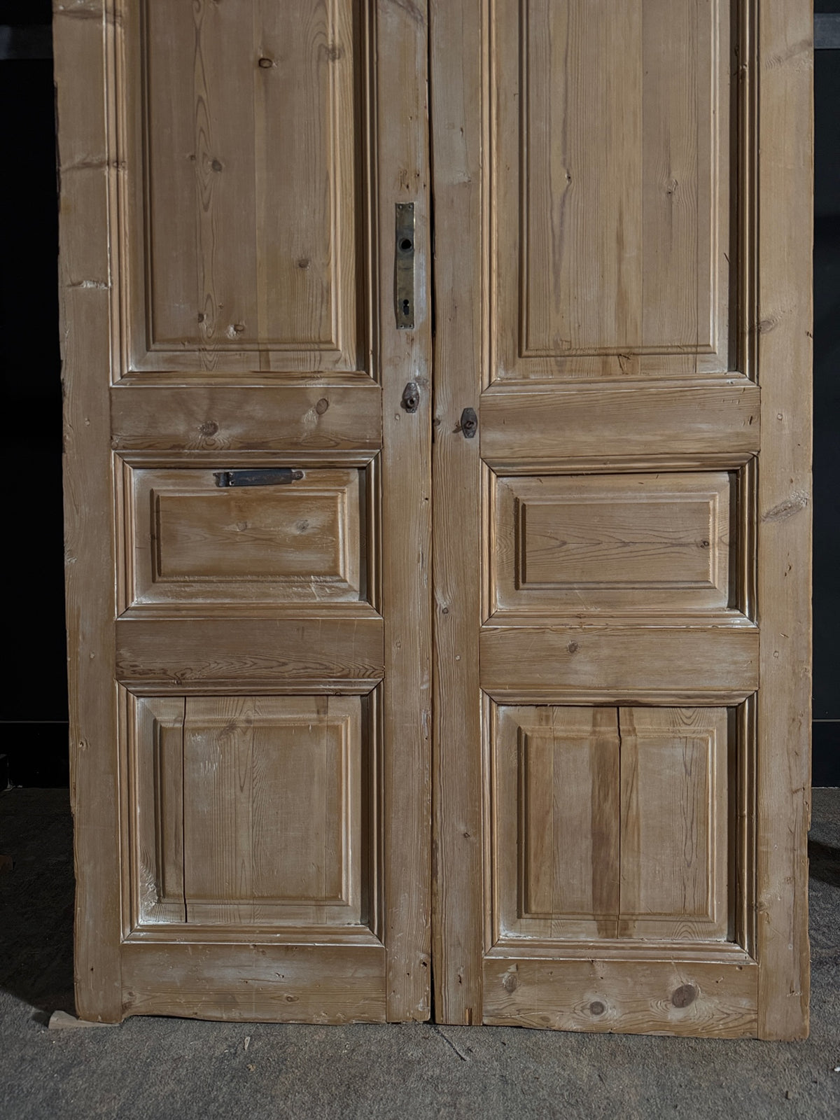 Antique 4 Panel Solid Double Doors - 43.5x102.5 - N530