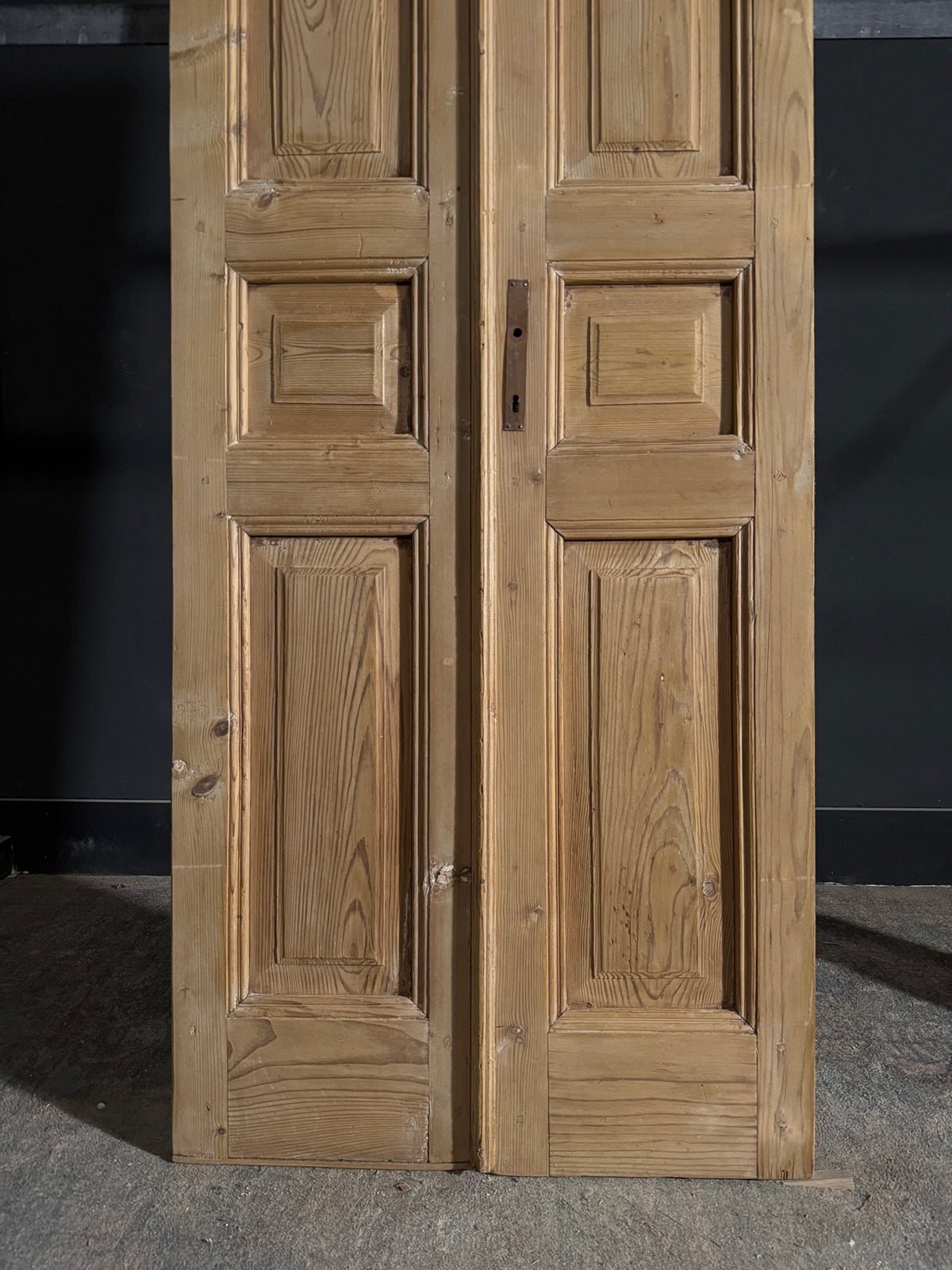 Antique 3 Panel Solid Double Doors - 32.25x92.5 - N550