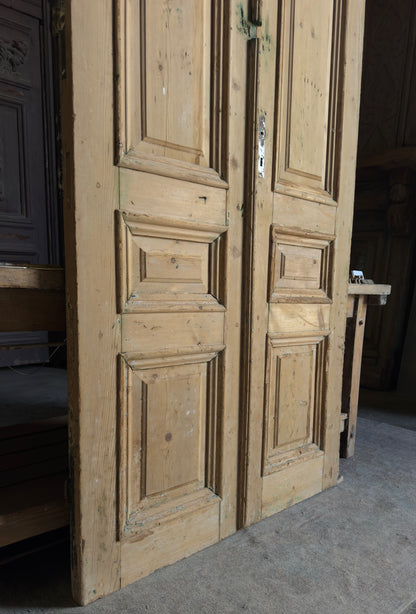 Antique 3 Panel Double Doors - 42.75x102.25 - L531