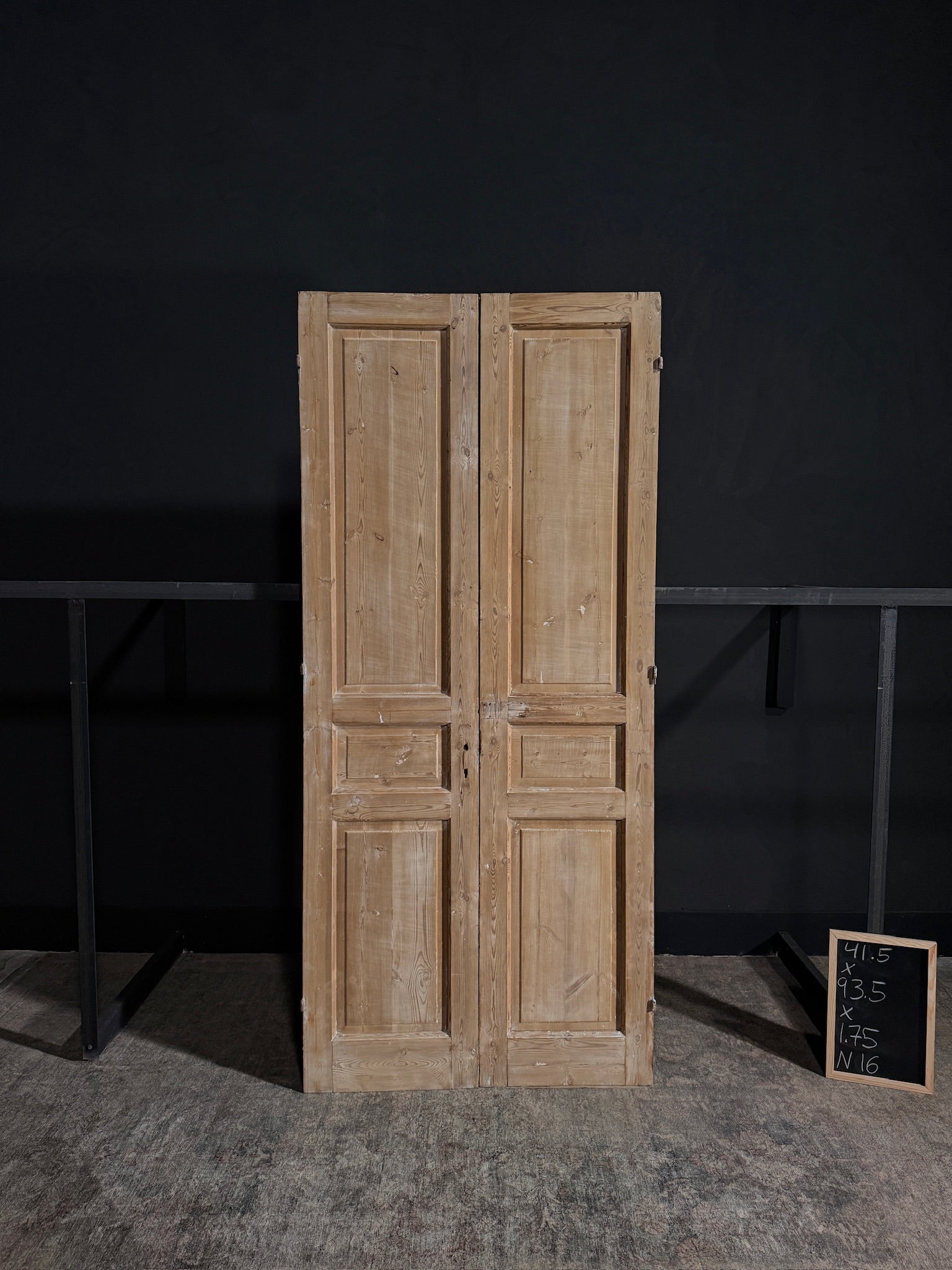Antique Door - 55x91.5 - N16