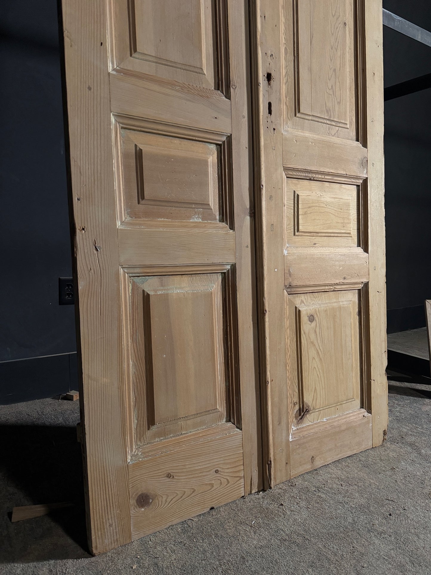 Antique 4 Panel Solid Double Doors - 41x95.5 - N556