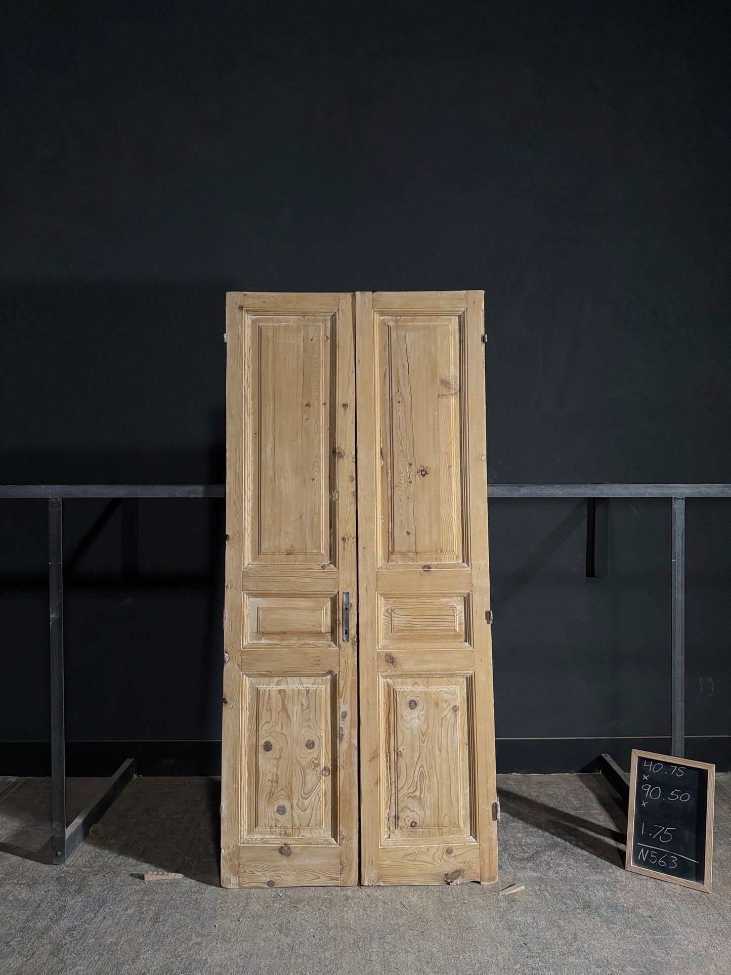 Antique Solid Double Doors - 40.75x90.5 - N563