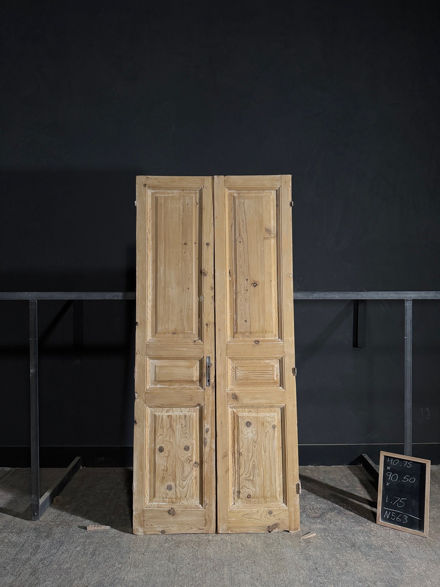 Antique Solid Double Doors - 40.75x90.5 - N563