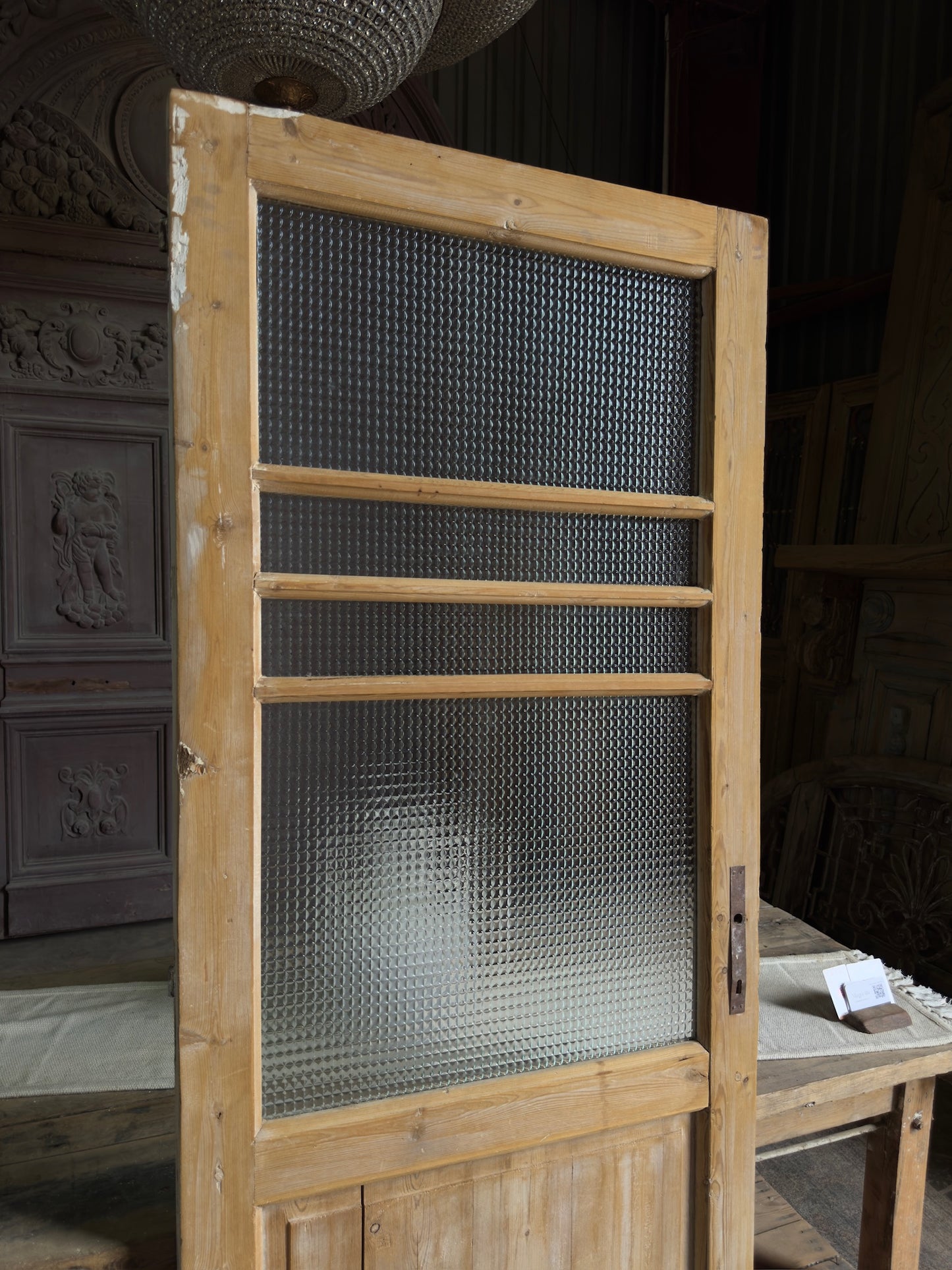 Single Antique Double Reeded Glass Door - 32x82 J525
