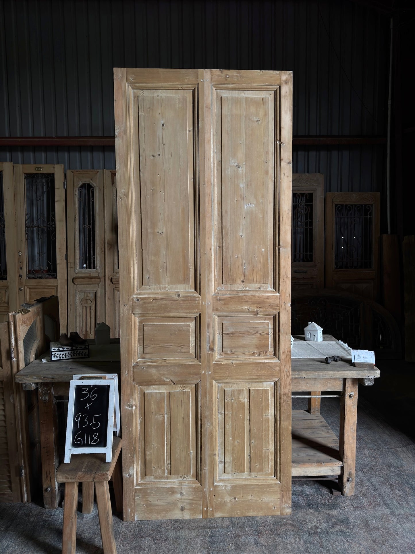 Classy Antique Solid Single Door - 36x93.5 G118