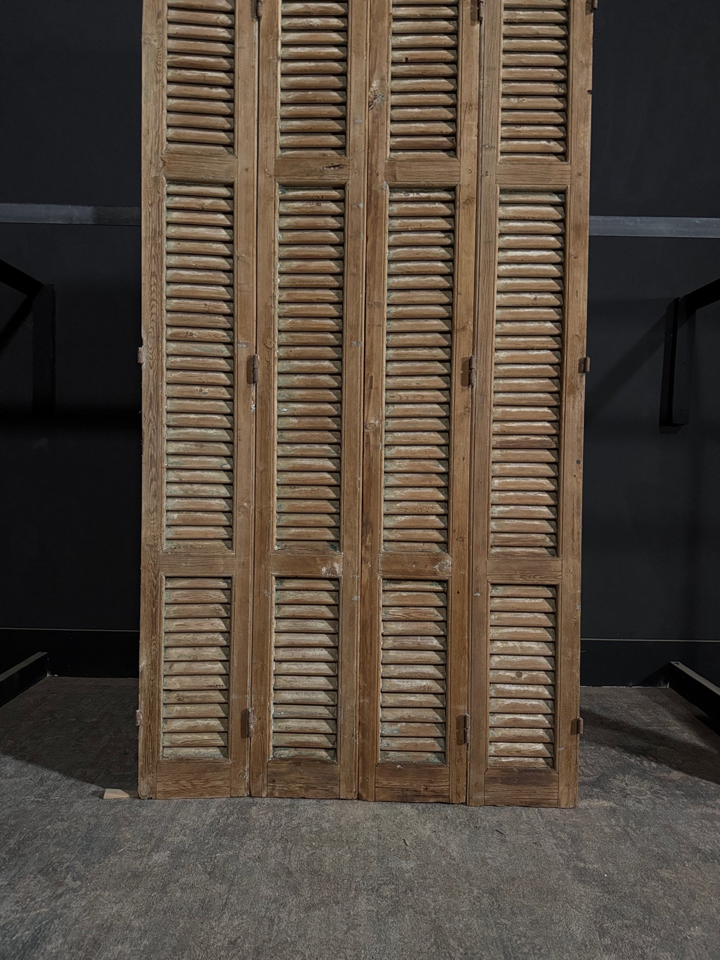 Antique Louvered 3 Panel Bi-Fold Doors - 44.25x85 - N301