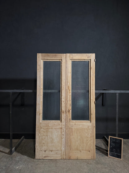 Antique Fluted 1 Lite French Doors - 52.25x93 - N712