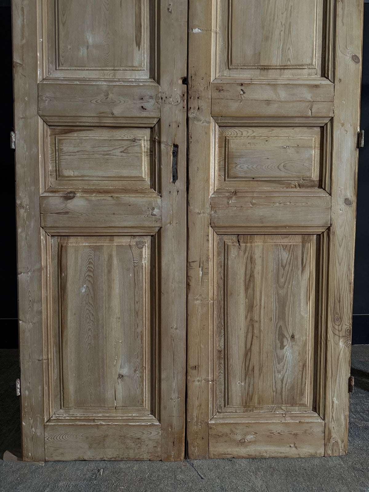 Antique 3 Panel Solid Double Doors - 42.5x95.5 - N535
