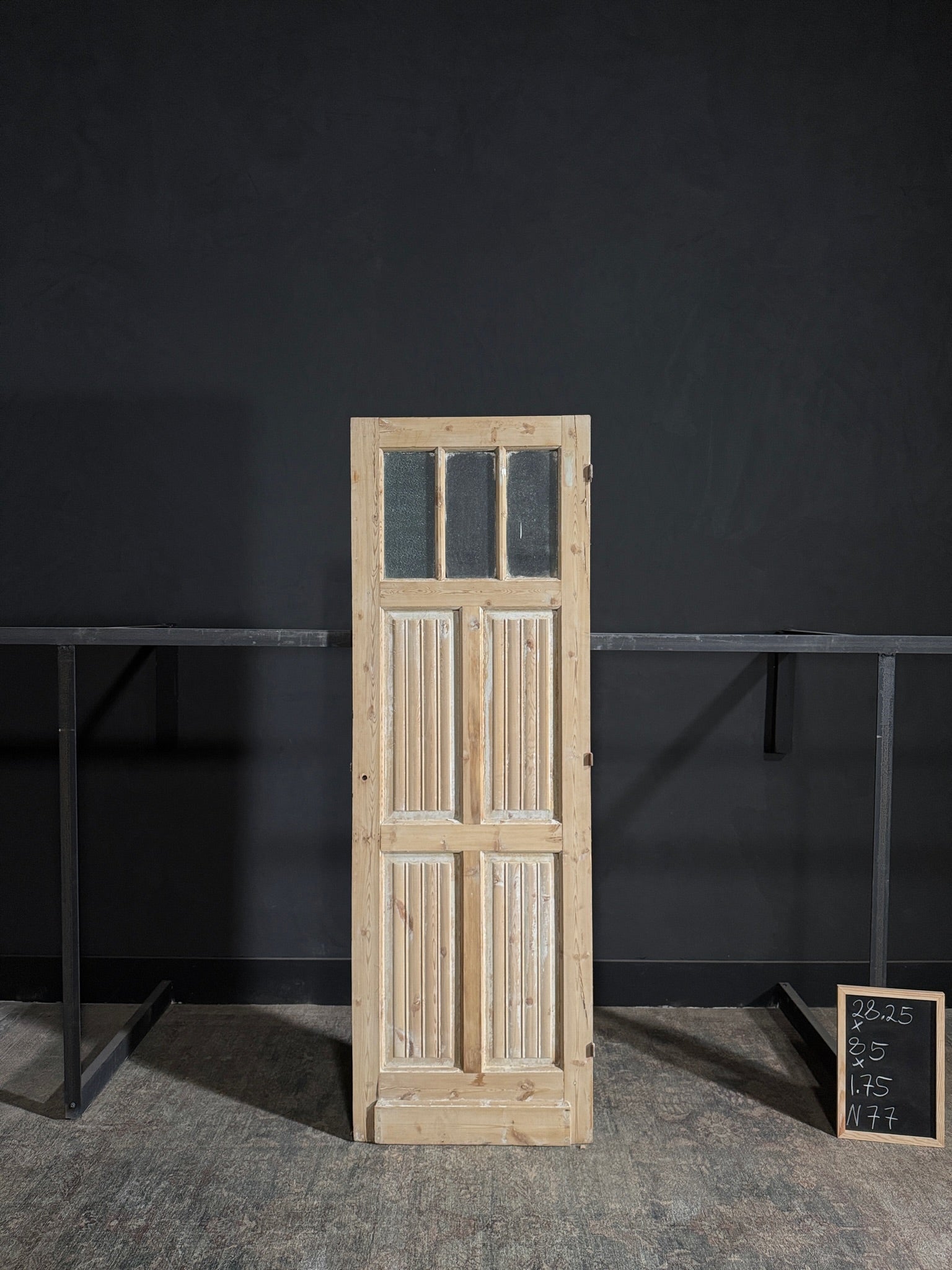 Antique Fluted Single Door - 28.25x85 - N77