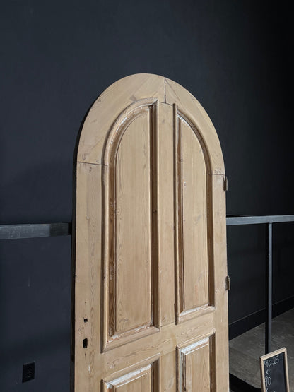 Antique 4 Panel Arched Solid Single Door - 40.25x90 - W150