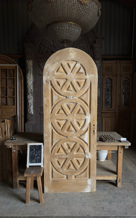 Triple Rosette Antique Arched Solid Single Door - 32.5x87.25 - L187