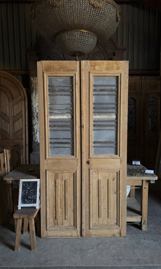 Antique Horizontal Iron French Doors - 43.5x87.5 - L301