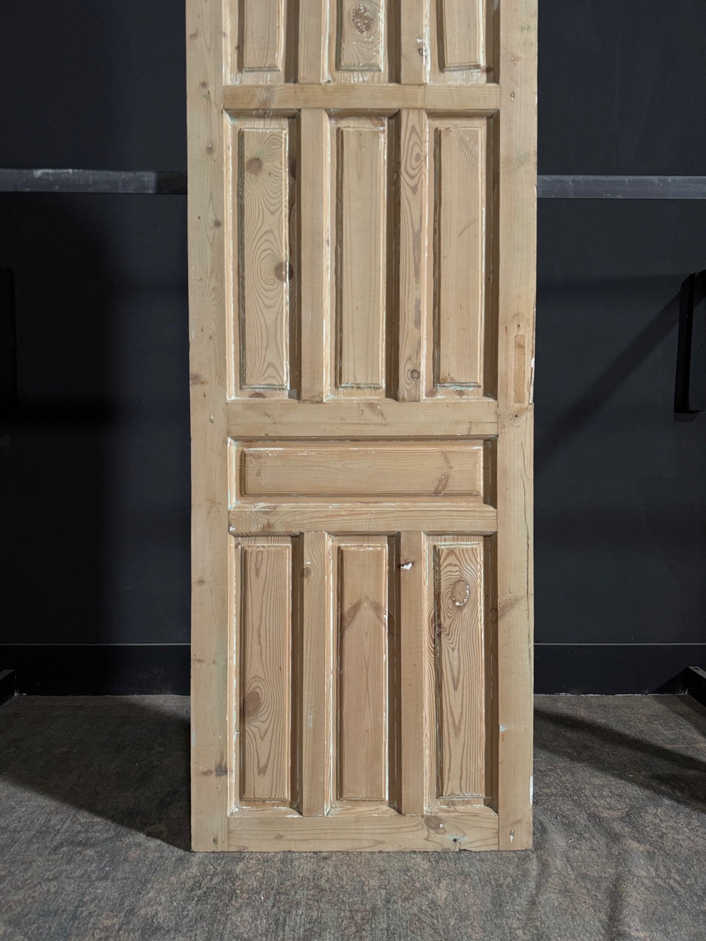Antique Arched Solid Single Door - 30.25x94 - N125