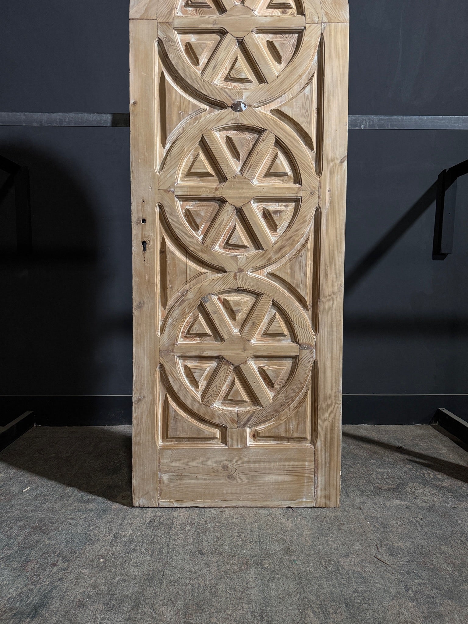 Antique Carved 3 Panel Arched Single Door - 32x88.5 - N257