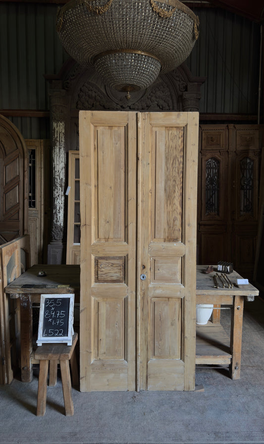 Antique 4 Panel Double Doors - 35.5x84.75 - L522