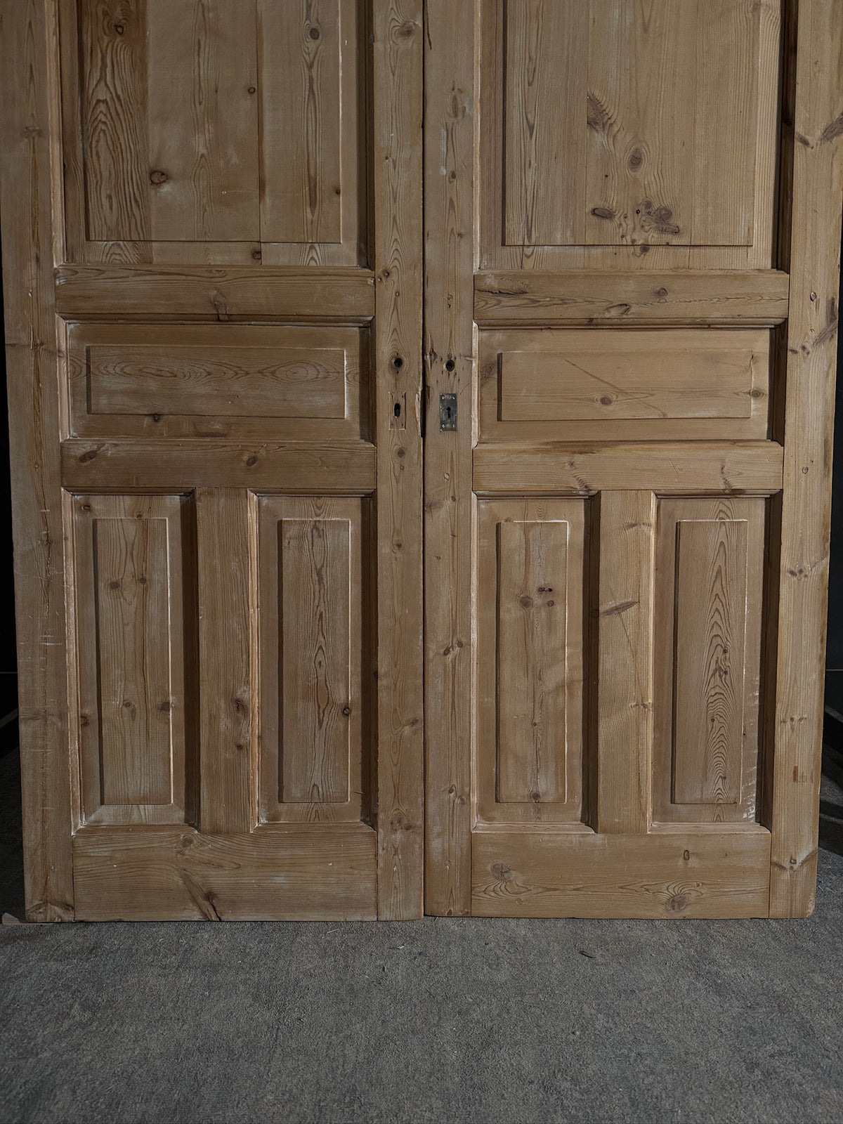 Antique 4 Panel Solid Double Doors - 60x80 - N499