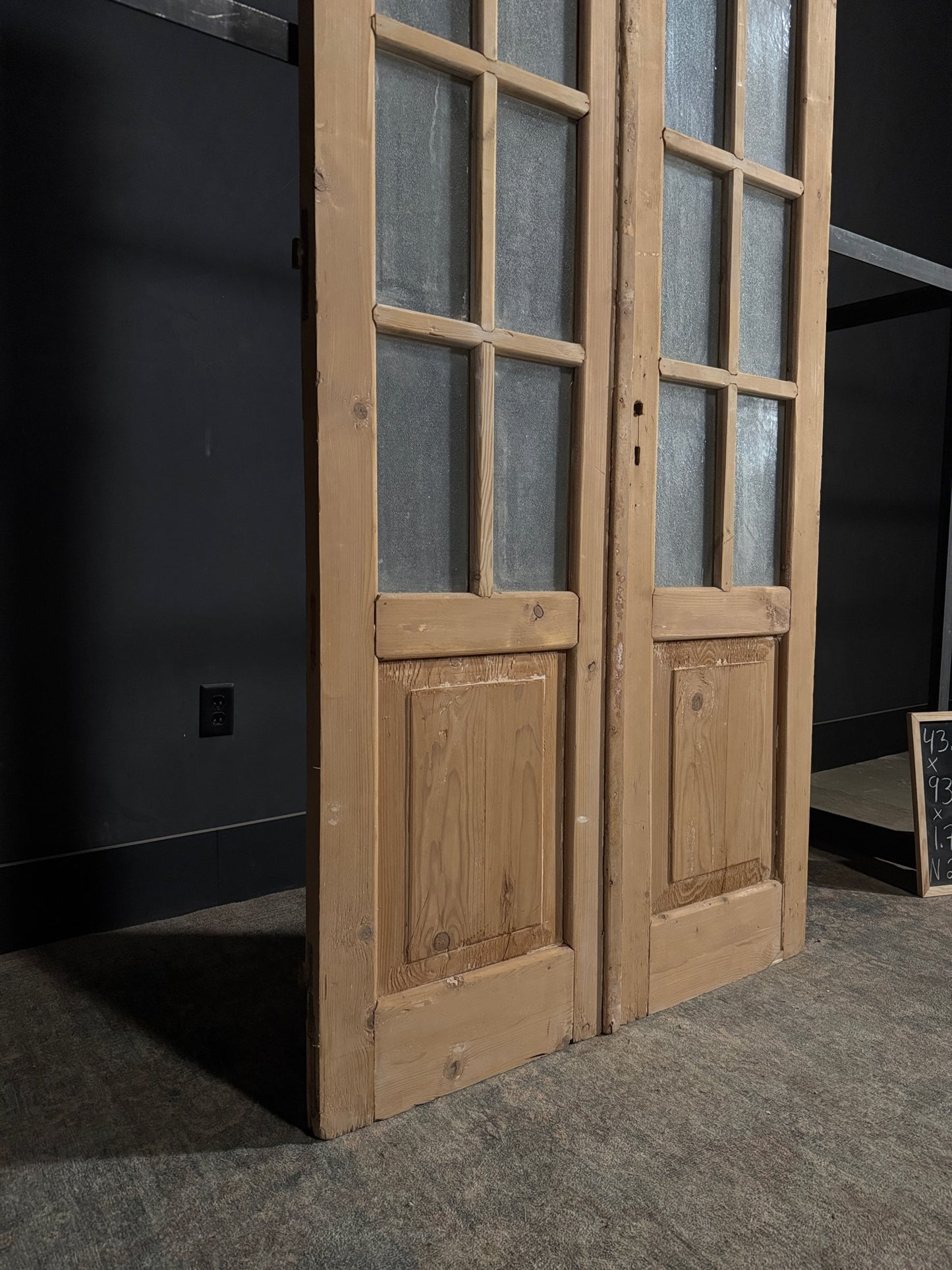 Antique Arched Solid Double Doors - 43.25x93.5 - N283