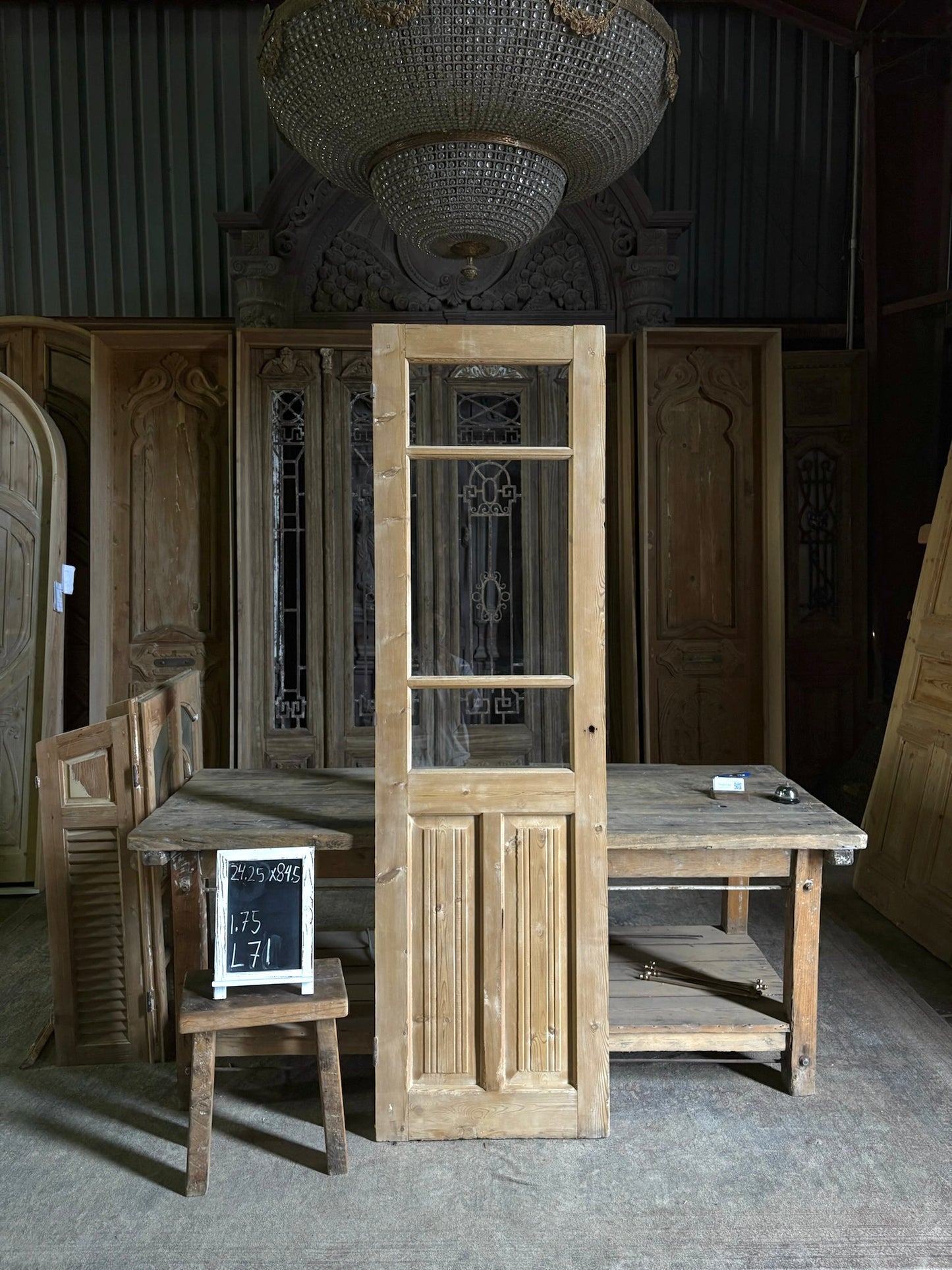 Single Antique Glass Door - 24.25x84.5 - L71