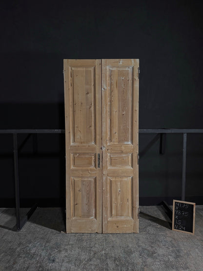 Antique Iron 3 Panel Double Doors - 41.75x98.75 - N24