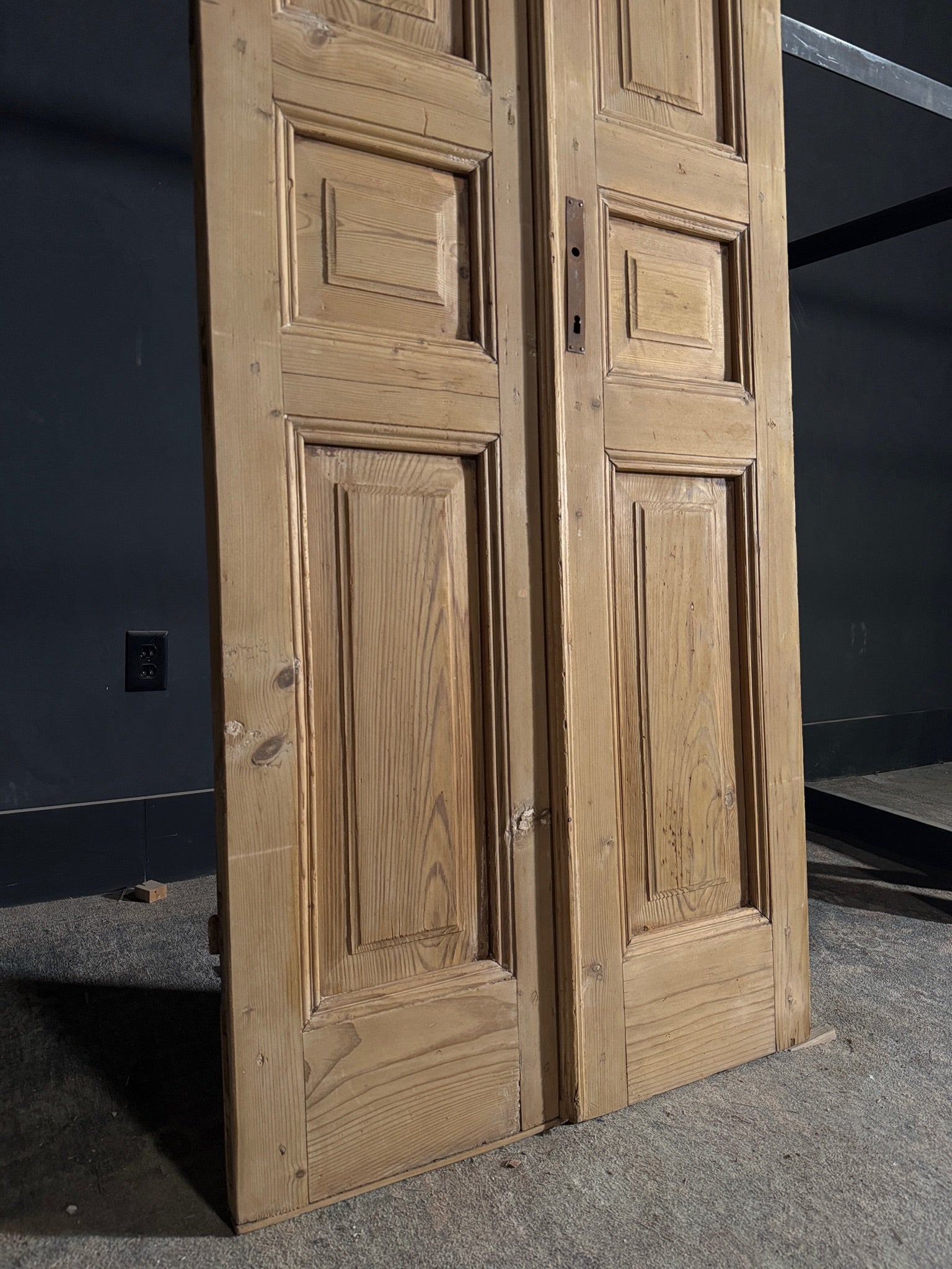 Antique 3 Panel Solid Double Doors - 32.25x92.5 - N550