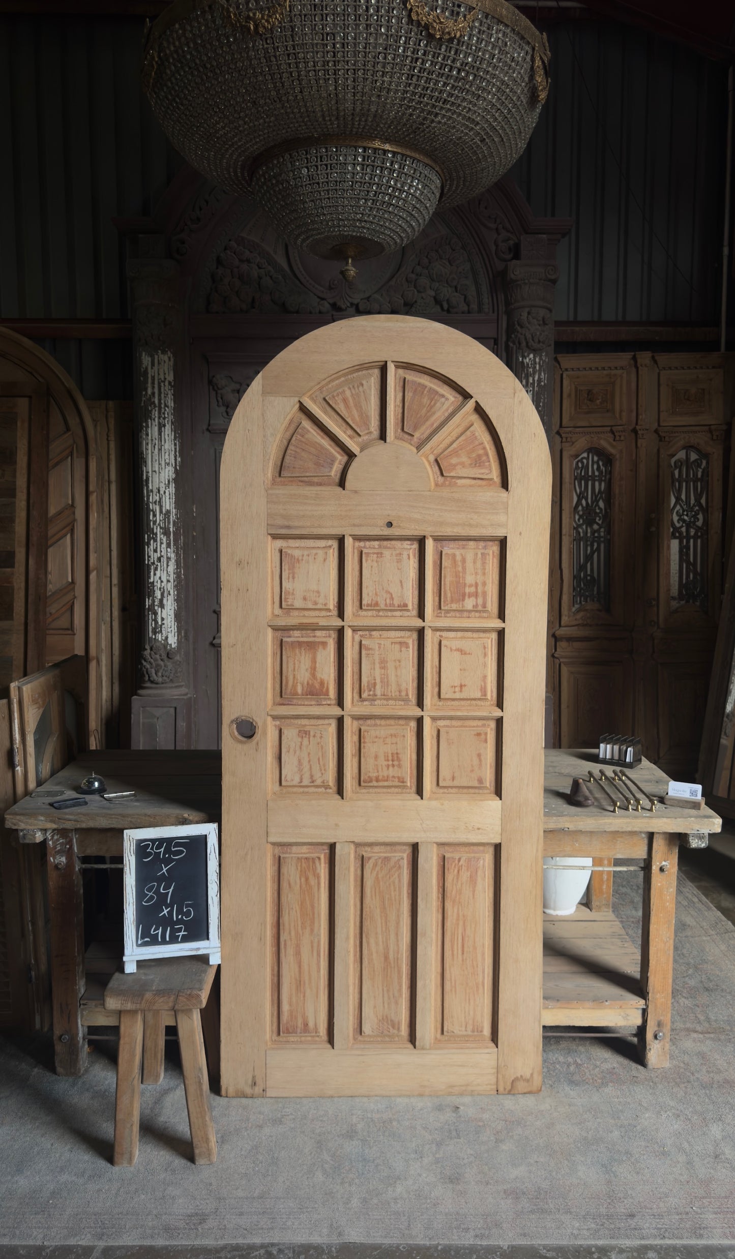 Antique Arched Panel Single Door - 34.5x84 - L417
