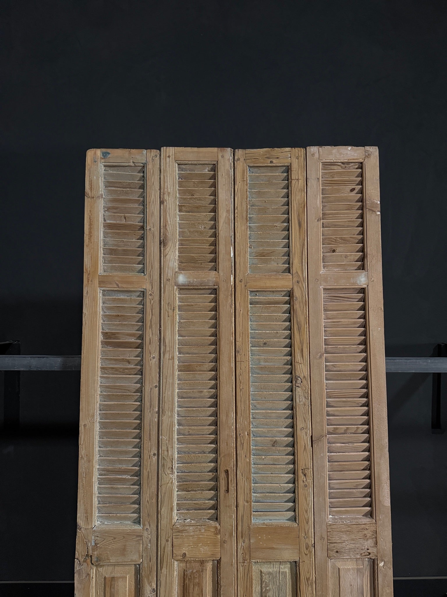 Antique Louvered 3 Panel Bi-Fold Doors - 43x91 - N304