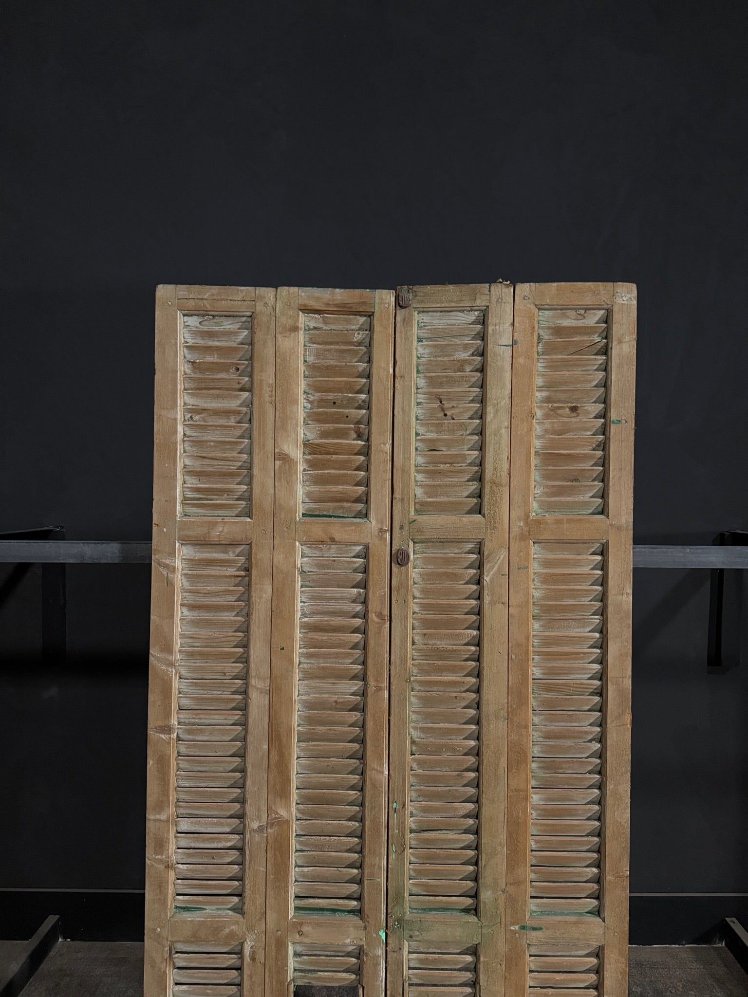 Antique Louvered Bi-Fold Doors - 44.75x84 - N300