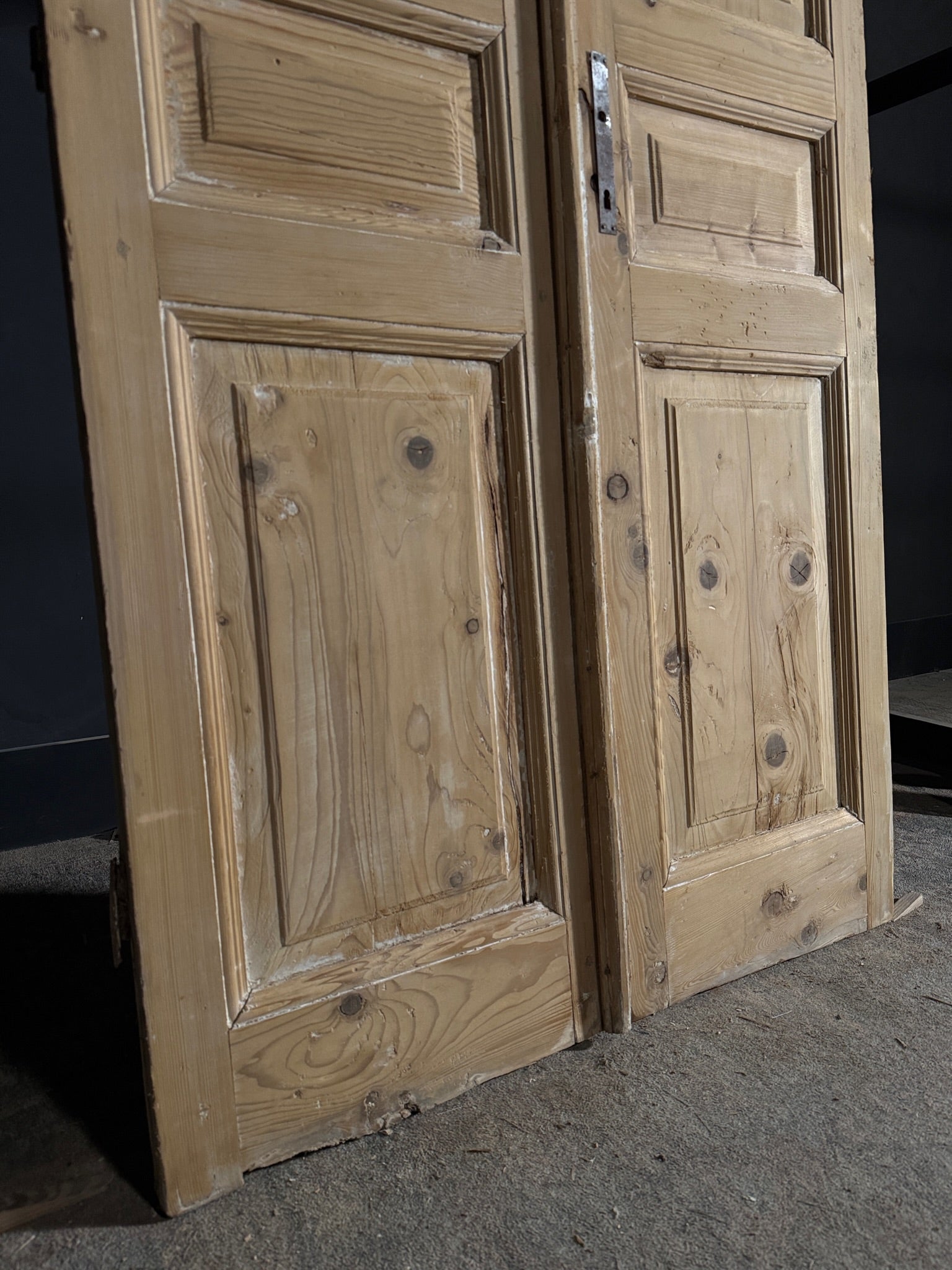 Antique Solid Double Doors - 40.75x90.5 - N563