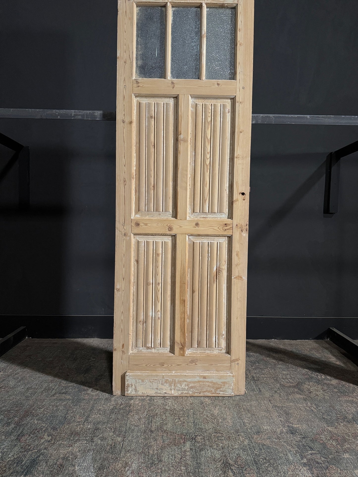 Antique Fluted Single Door - 28.25x85 - N77