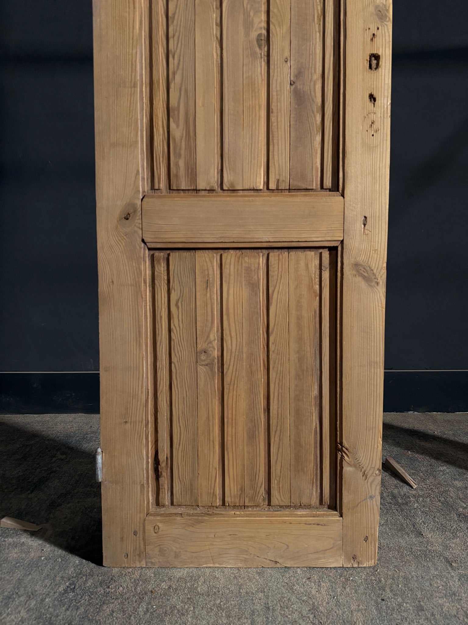 Antique Fluted 2 Panel Single Door - 23.75x79.75 - N445