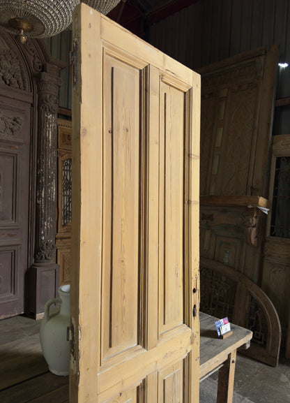 4 Panel Single Solid Antique Door - 25.25x85 K232