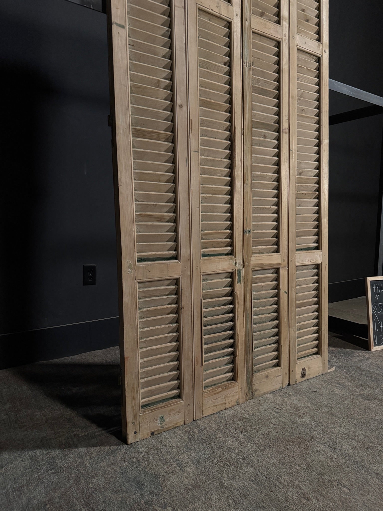 Antique Louvered 3 Panel Bi-Fold Doors - 44.25x85.5 - N302
