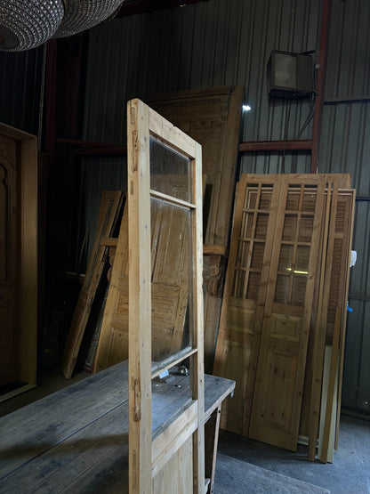Single Antique Glass Door - 24x84.5 - L64