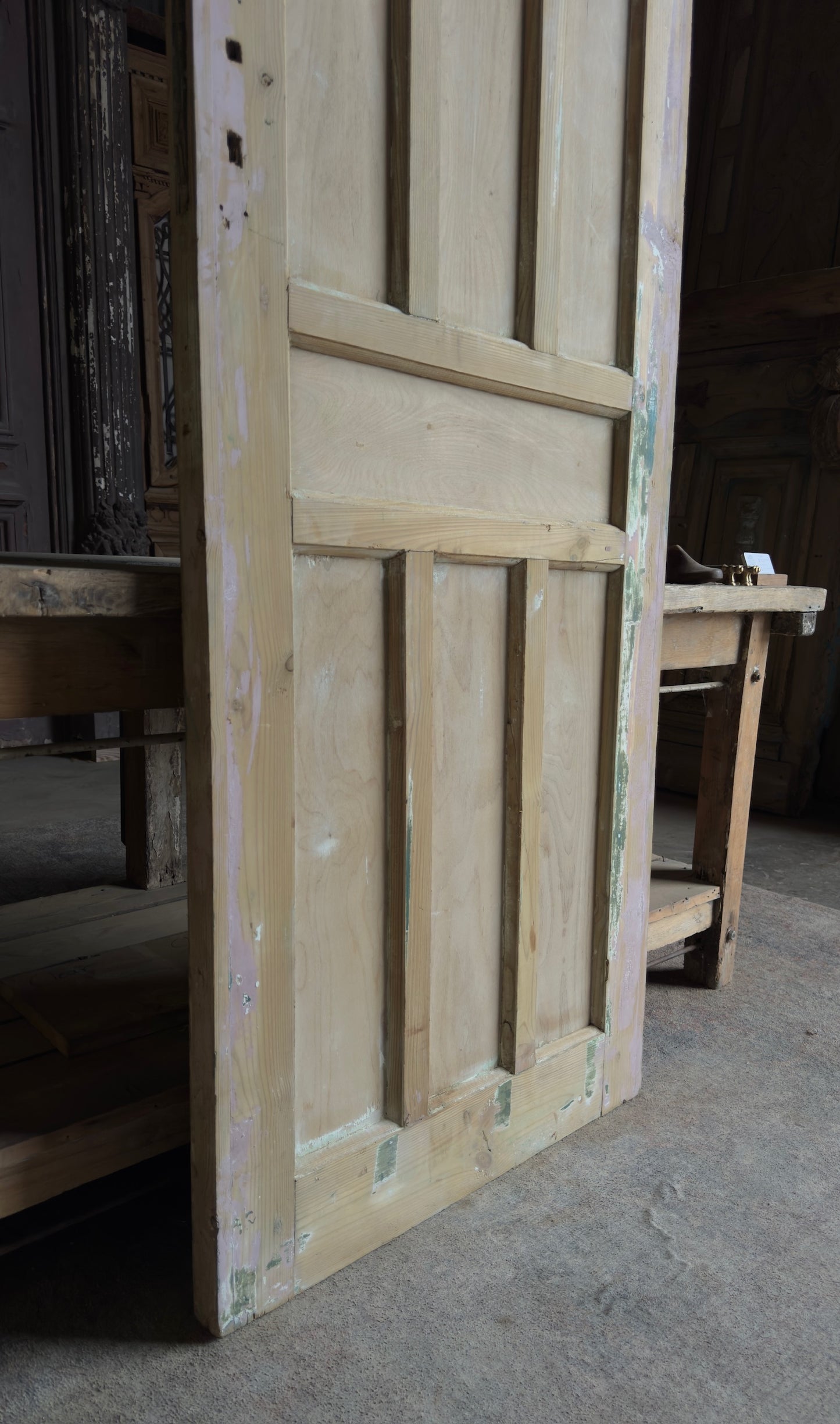 Arched Panel Antique Solid Single Door - 29.5x96.5 - L147