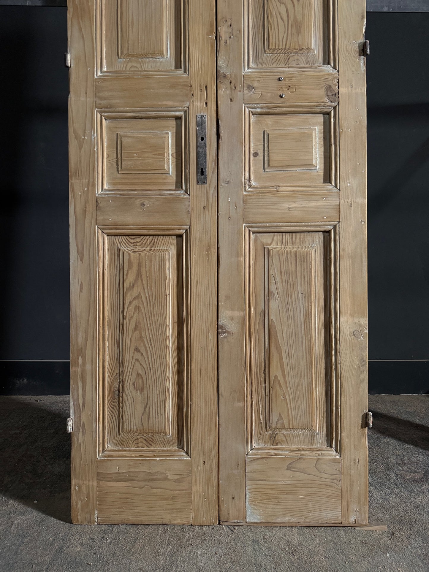 Antique 3 Panel Solid Double Doors - 32.25x92.5 - N550