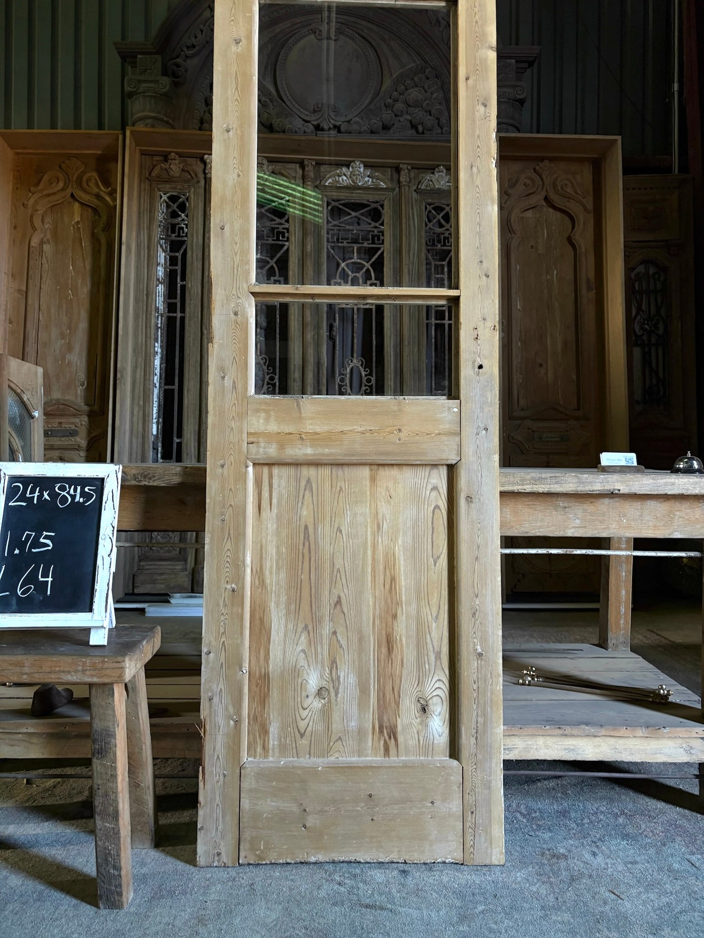 Single Antique Glass Door - 24x84.5 - L64