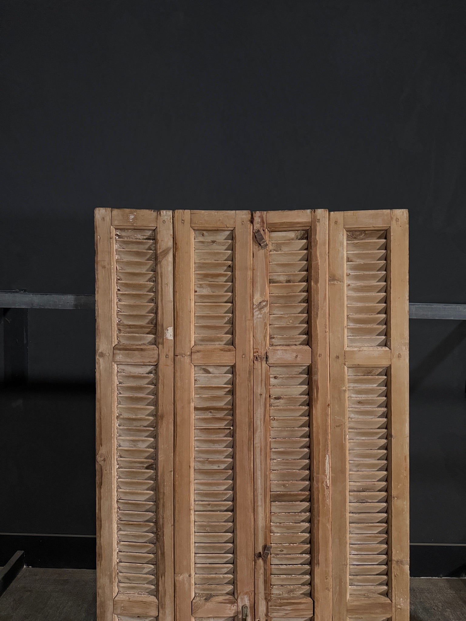 Antique Louvered Bi-Fold Doors - 40.25x71.25 - N303
