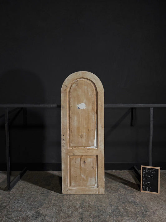 Antique Arched Solid Single Door - 28.75x81.75 - N47