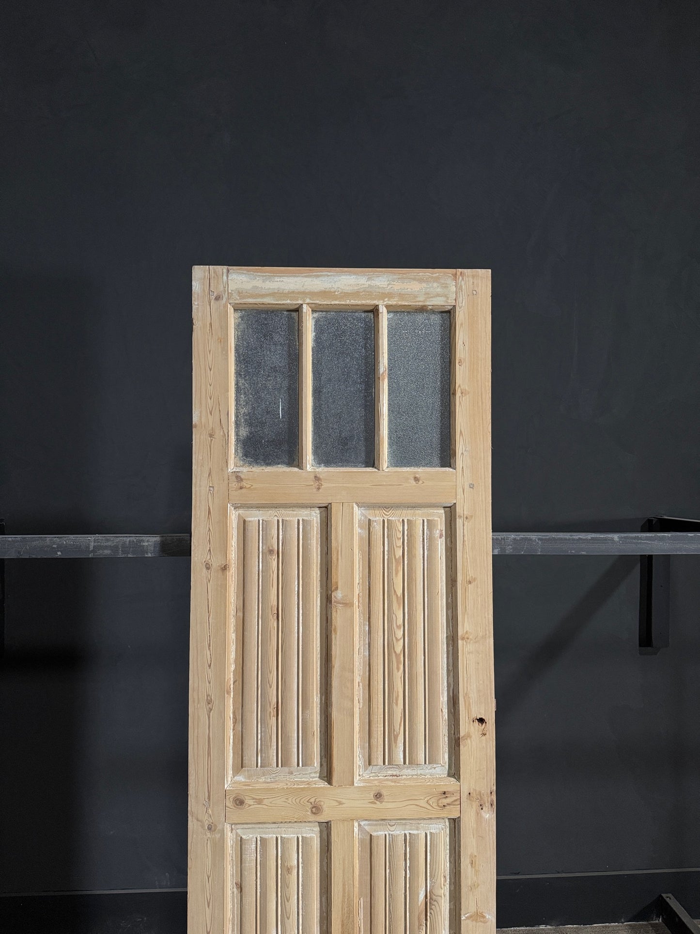 Antique Fluted Single Door - 28.25x85 - N77