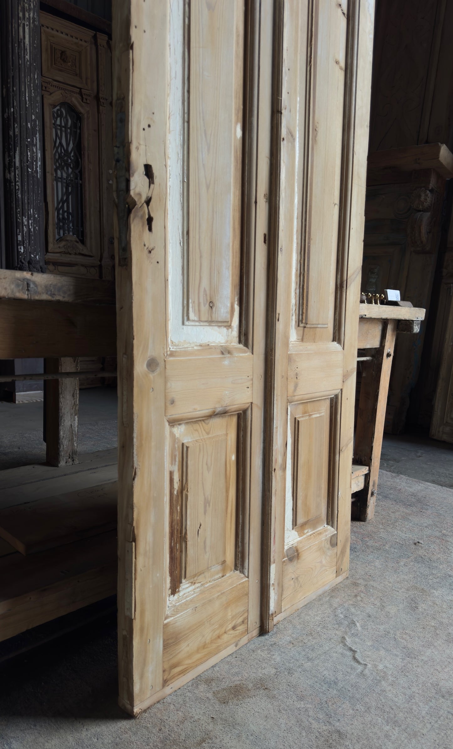 4 Panel Single Solid Antique Door - 30.5x82 - L189
